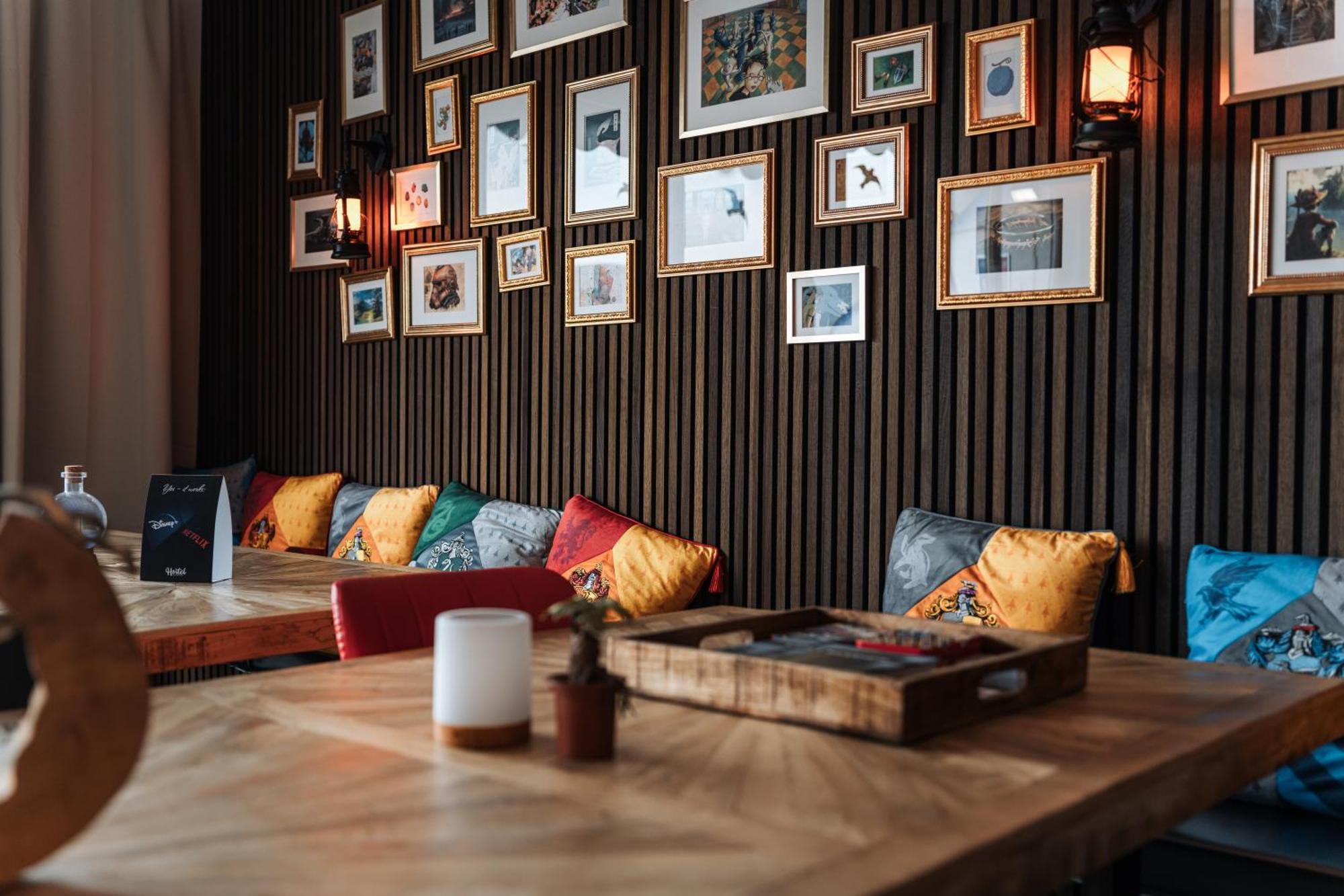 Hostel マンハイム エクステリア 写真 Interior of the restaurant