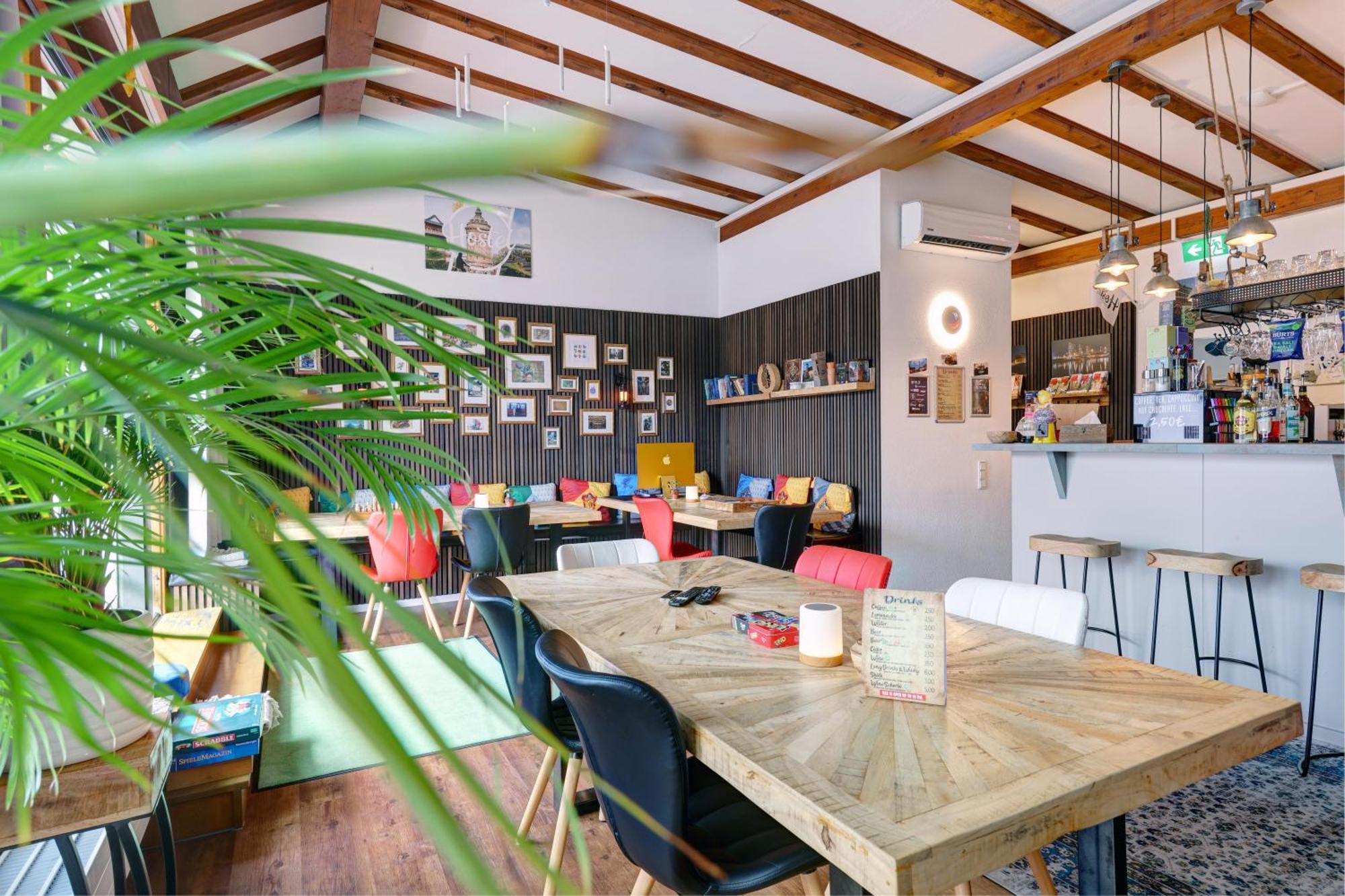 Hostel マンハイム エクステリア 写真 The interior of the restaurant